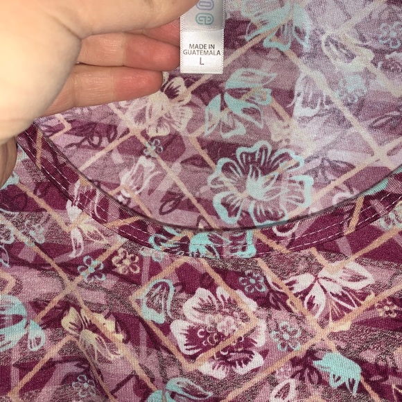 Lg Lularoe Classic - Picture 2 of 2